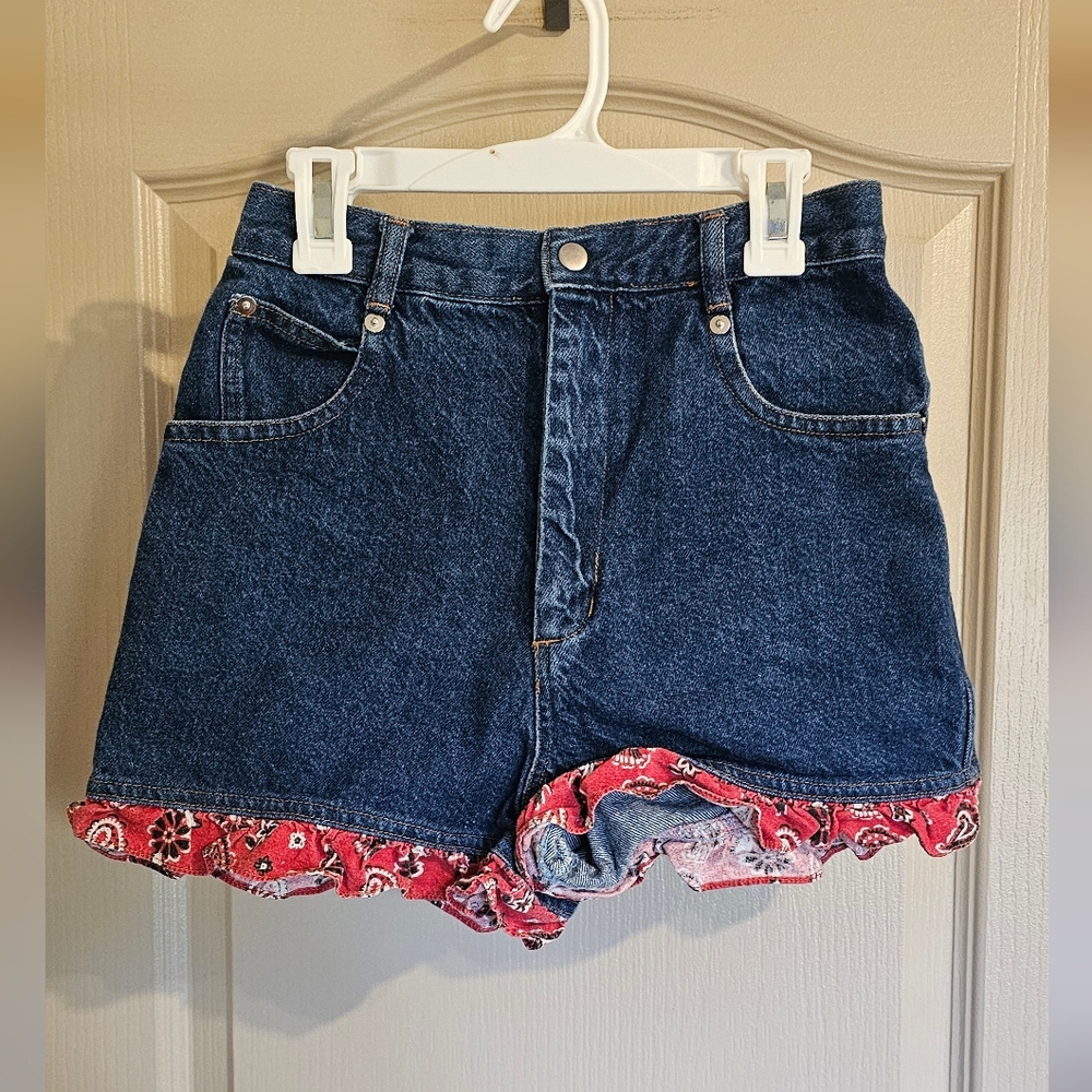 Vintage 90's Metro Express Red Handkerchief Trim Jean Shorts Size "14"